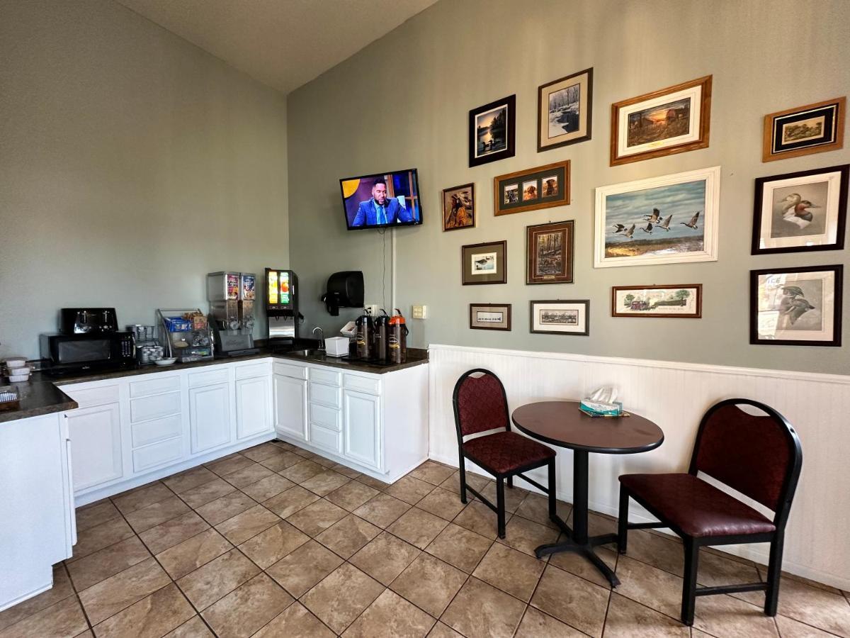 Hotel 8 Fergus Falls Εξωτερικό φωτογραφία