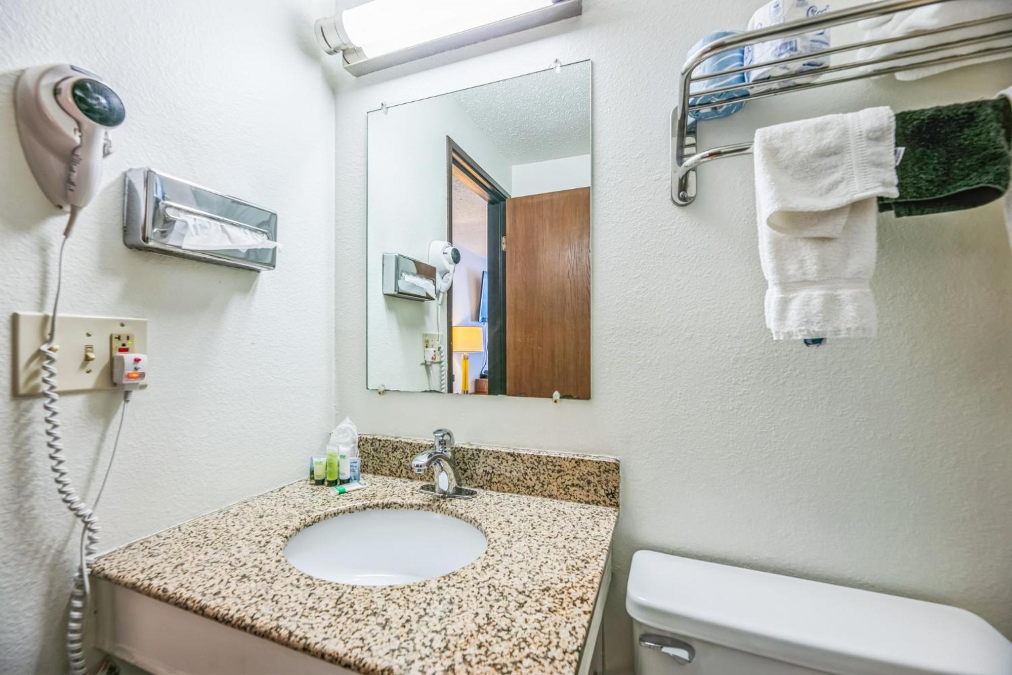 Hotel 8 Fergus Falls Εξωτερικό φωτογραφία