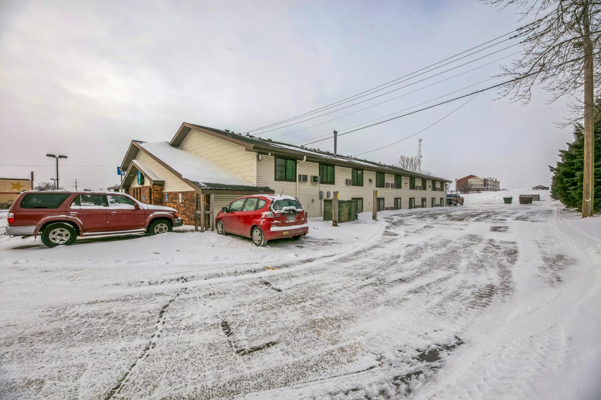 Hotel 8 Fergus Falls Εξωτερικό φωτογραφία